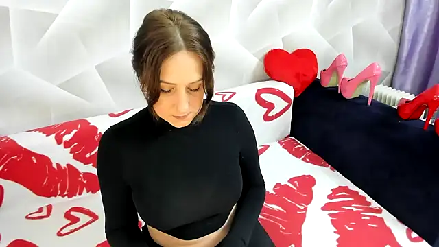 Sweet Lanaaaaa online show from February 2026 02:03:01 PM