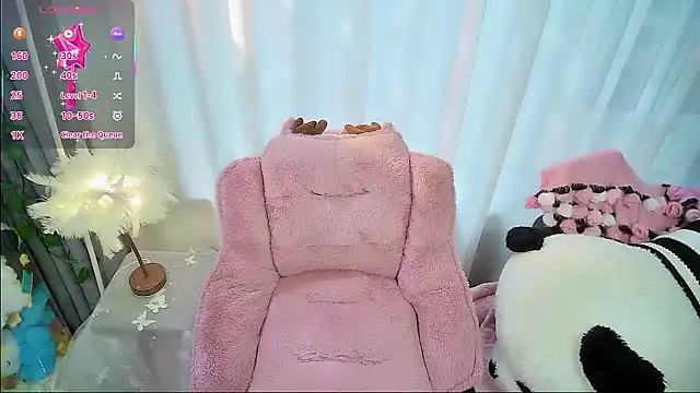 Xiaoyu-G online show from December 2025 01:42:01 AM