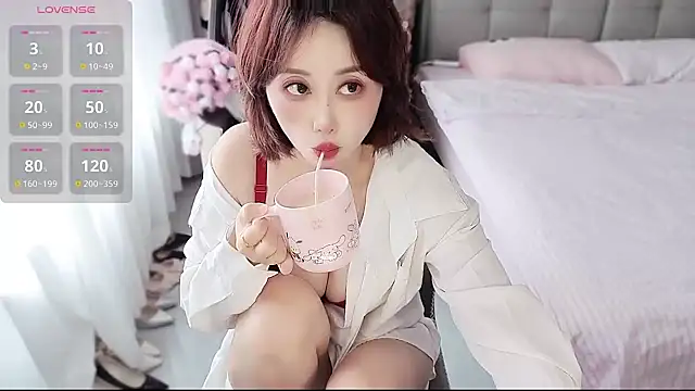 Xiaoyu-G online show from May 2026 01:44:01 AM