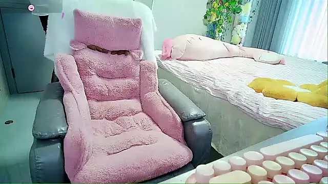 Xiaoyu-G online show from November 2025 01:31:01 AM