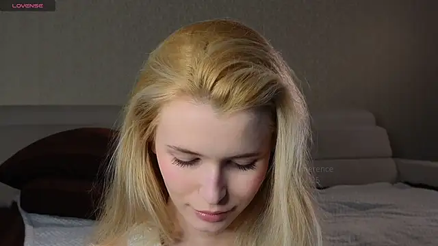 Snapshot of elsa_limerence chatting on February 2025 07:59:01 AM elsa limerence online show from February 2025 07:59:01 AM