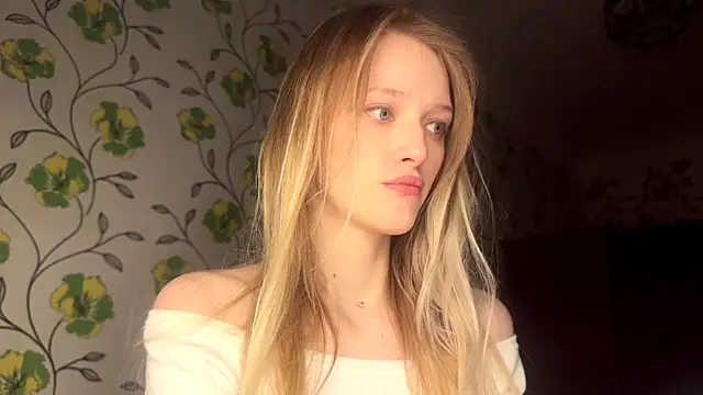 Evvie Summn1 online show from May 2026 04:10:01 PM
