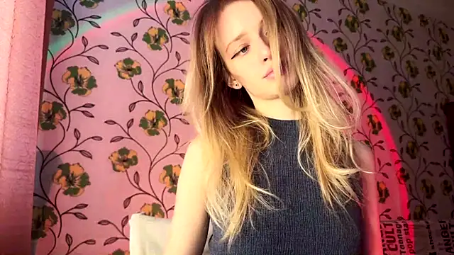 Evvie Summn1 online show from February 2026 11:12:01 AM