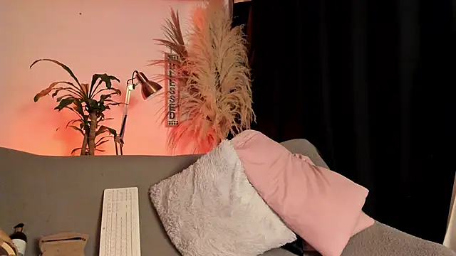 Serenity Day online show from February 2026 01:57:01 AM