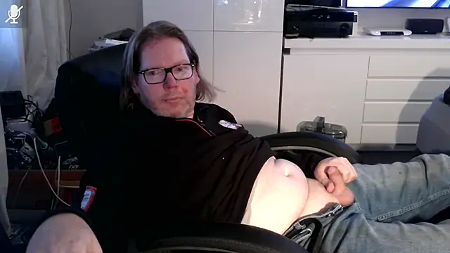 VSteph online show from November 2025 03:44:02 PM