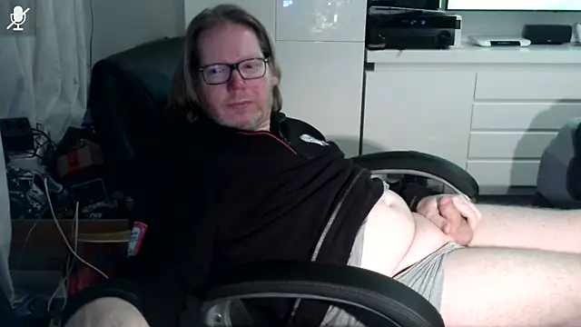 VSteph online show from November 2025 09:04:01 PM