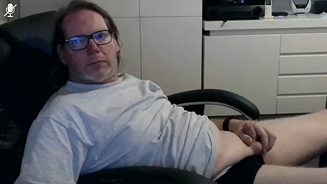 Snapshot of VSteph chatting on July 2026 08:44:02 PM VSteph online show from July 2026 08:44:02 PM