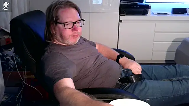 VSteph online show from September 2025 07:13:02 PM