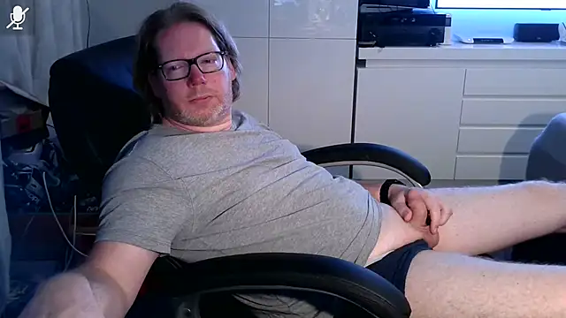 VSteph online show from September 2025 07:43:02 PM