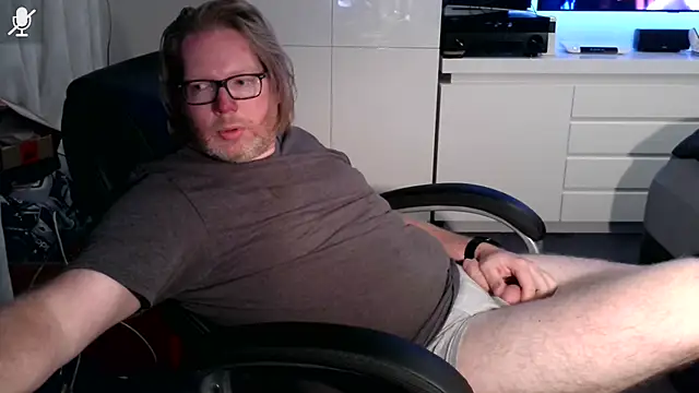 VSteph online show from September 2025 07:13:01 PM