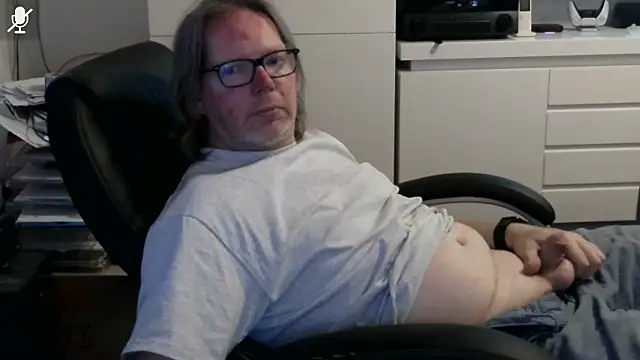Snapshot of VSteph chatting on July 2026 08:09:01 PM VSteph online show from July 2026 08:09:01 PM