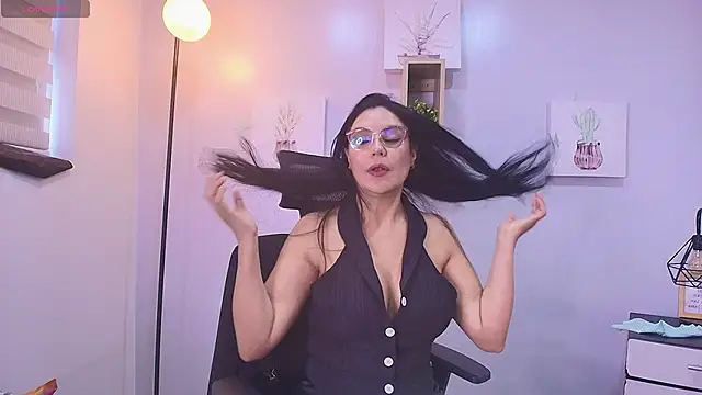 Zuzana21 online show from April 2026 12:51:02 PM