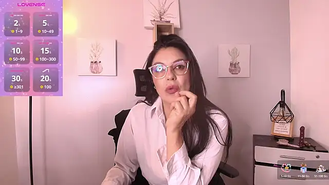 Zuzana21 online show from April 2026 01:05:02 PM