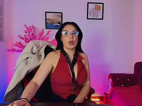 Snapshot of Zuzana21 chatting on June 2026 01:16:01 PM Zuzana21 online show from June 2026 01:16:01 PM