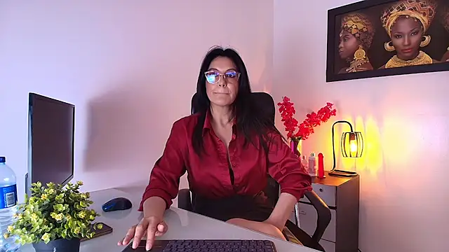 Snapshot of Zuzana21 chatting on October 2025 01:02:01 PM Zuzana21 online show from October 2025 01:02:01 PM