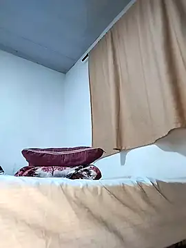 Zombra 42 online show from November 2025 02:49:01 AM