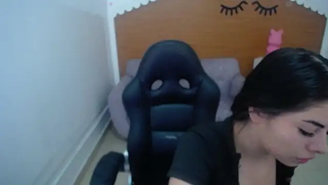 Chinatsu t online show from November 2025 12:38:01 PM