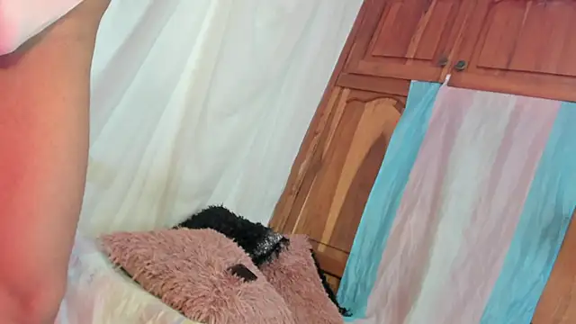 Itsme Daniela online show from February 2026 03:56:01 PM