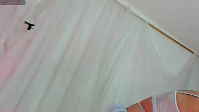 Itsme Daniela online show from December 2025 04:43:02 PM