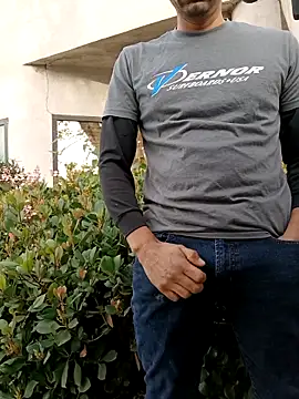 Snapshot of Enormer22c chatting on February 2026 12:09:01 AM Enormer22c online show from February 2026 12:09:01 AM