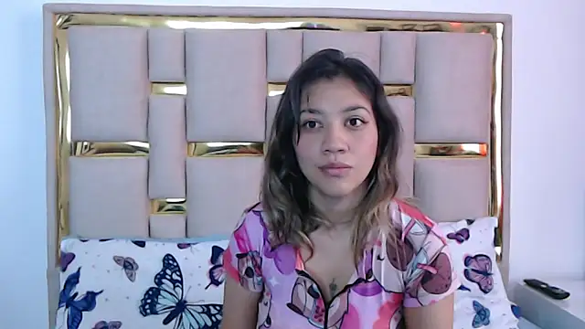 nina carther online show from November 2025 11:36:02 AM