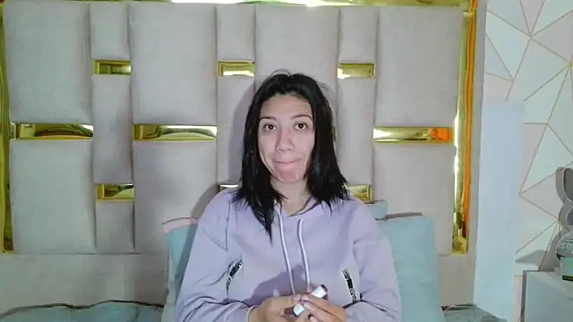 nina carther online show from January 2026 09:49:01 AM