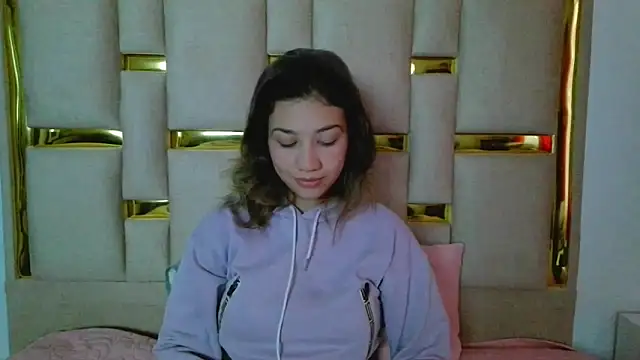 nina carther online show from December 2025 11:09:02 AM