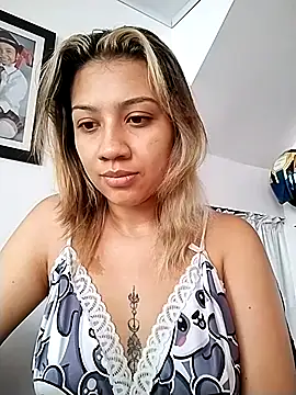 Snapshot of nina_carther chatting on February 2025 01:43:01 PM nina carther online show from February 2025 01:43:01 PM