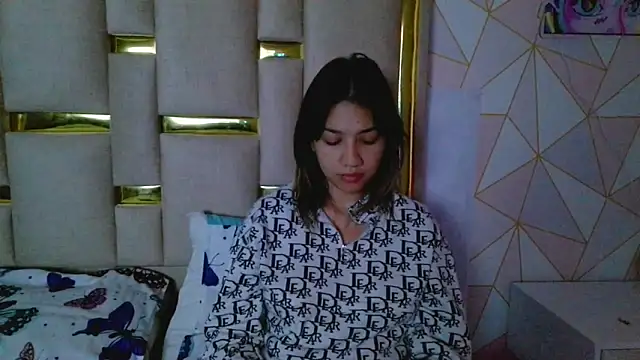 nina carther online show from December 2025 11:02:02 AM