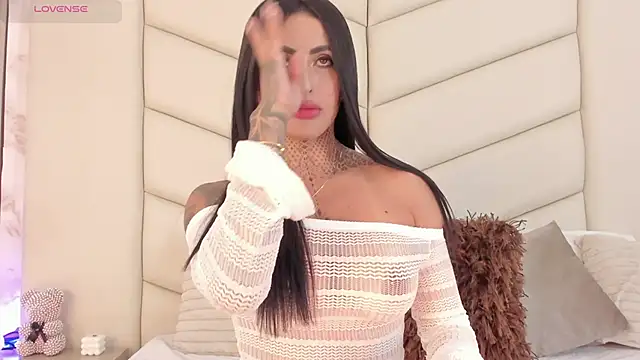 ValkyBes online show from February 2025 01:10:01 AM