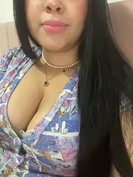 debiigg online show from January 2025 11:04:01 PM