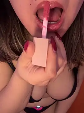 hannahcdmx online show from November 2025 06:34:02 PM