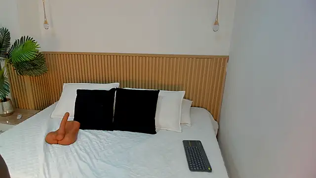 Jasmin evano29 online show from June 2026 05:18:02 PM