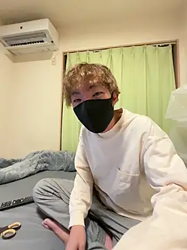 Snapshot of UKI06 chatting on February 2026 03:25:02 PM UKI06 online show from February 2026 03:25:02 PM