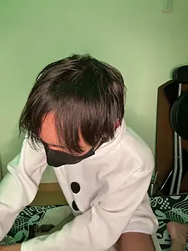 UKI06 online show from December 2024 02:15:01 PM