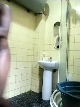 Polygamist online show from March 2026 09:48:02 AM