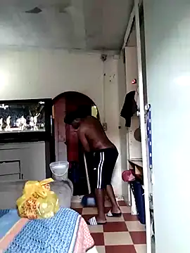 Polygamist online show from February 2026 12:38:02 PM