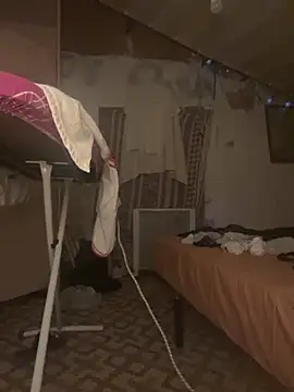 Snapshot of Yasmine47 chatting on September 2025 03:34:02 AM Yasmine47 online show from September 2025 03:34:02 AM