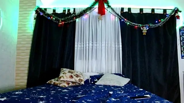 Snapshot of smithdara chatting on December 2025 09:52:02 PM smithdara online show from December 2025 09:52:02 PM