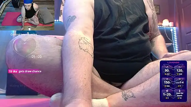 tuxedomasc 95 online show from November 2025 07:03:01 PM