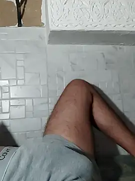 Mimoudik online show from October 2025 10:10:01 PM