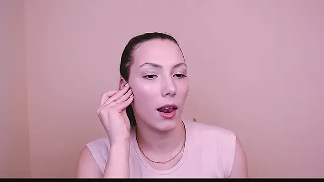 VanessaMay  online show from February 2025 06:05:01 PM