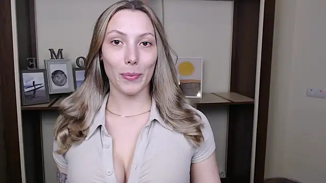 VanessaMay  online show from April 2026 04:47:02 PM