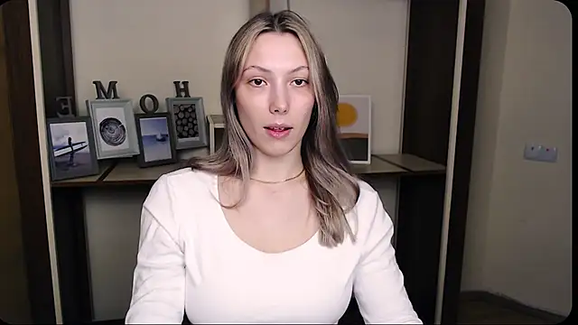 VanessaMay  online show from March 2026 04:41:02 PM