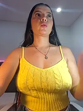 Anal Luucia online show from October 2025 12:39:02 PM