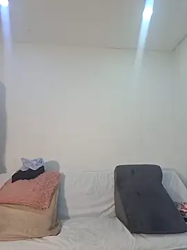 Anal Luucia online show from April 2026 12:45:01 PM