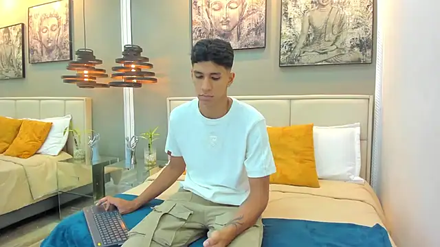 Snapshot of kieran_derek chatting on November 2025 03:10:02 AM kieran derek online show from November 2025 03:10:02 AM