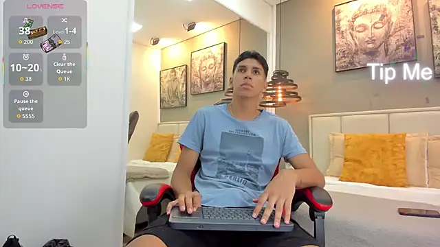 Snapshot of kieran_derek chatting on November 2025 03:18:02 AM kieran derek online show from November 2025 03:18:02 AM