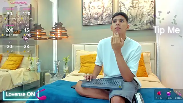 Snapshot of kieran_derek chatting on November 2025 10:36:01 PM kieran derek online show from November 2025 10:36:01 PM