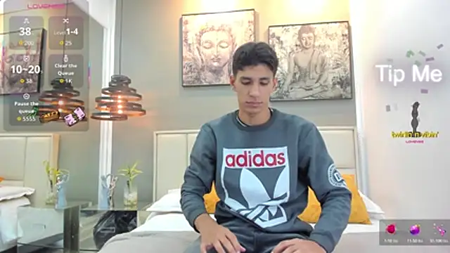 Snapshot of kieran_derek chatting on November 2025 11:26:01 AM kieran derek online show from November 2025 11:26:01 AM